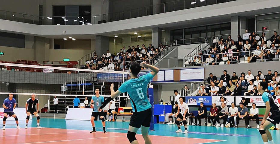 Điểm gãy sau tấm huy chương: Giải mã chức vô địch bóng chuyền đại học 2026