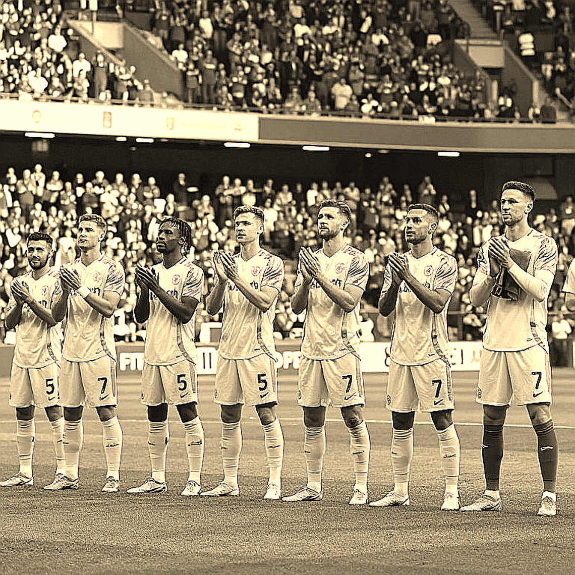 Efraín Juárez ở Hungary: 14 trận tại Győr và tiếng vọng mà Pumas chưa kịp nghe