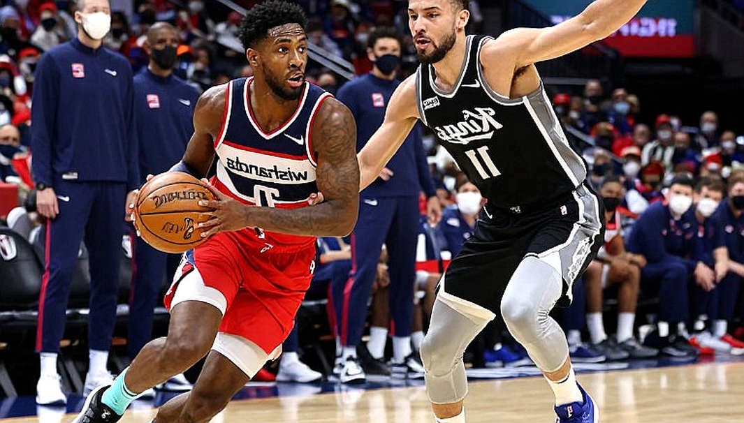 Ben Simmons rách gân Achilles một ngày trước khai mạc: Sacramento Kings mất người khởi xướng, và mất luôn cả hệ thống