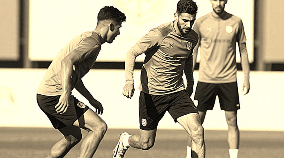 Scaloni's Argentina renewal until 2030: A post-World Cup love story or AFA's power play?