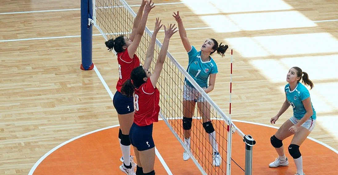 Efeler Fall in Cluj: Turkey Lose 1-3 to Romania, Qualification Hinges on Final Match