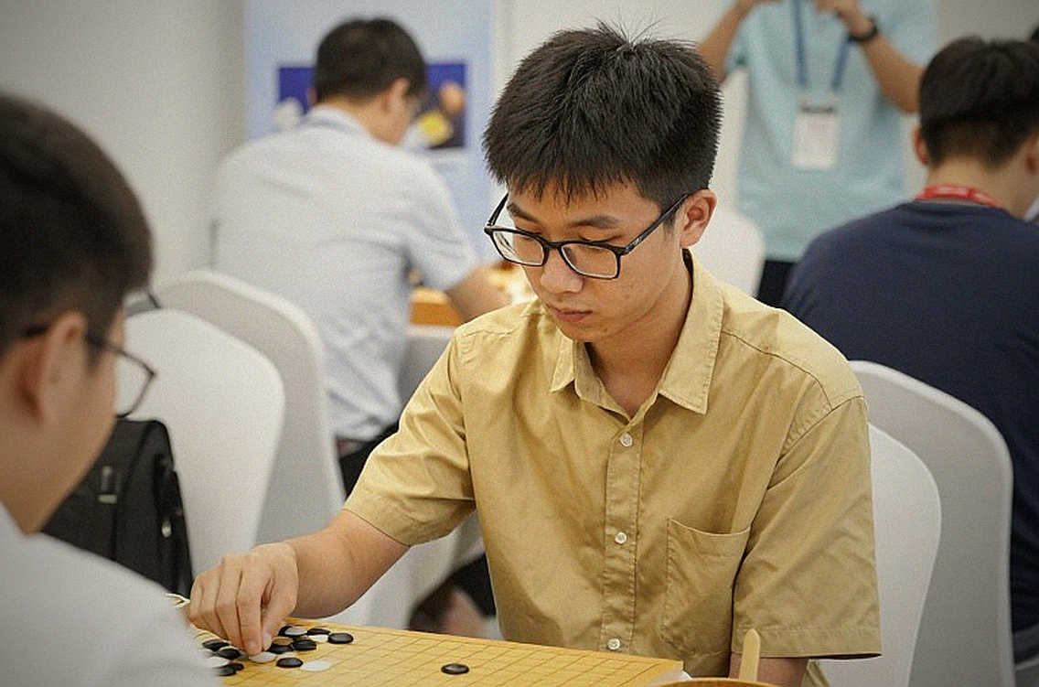 Tiêu đề gán sai chức chủ tịch FIDE và bài học kiểm chứng từ làng cờ Việt Nam