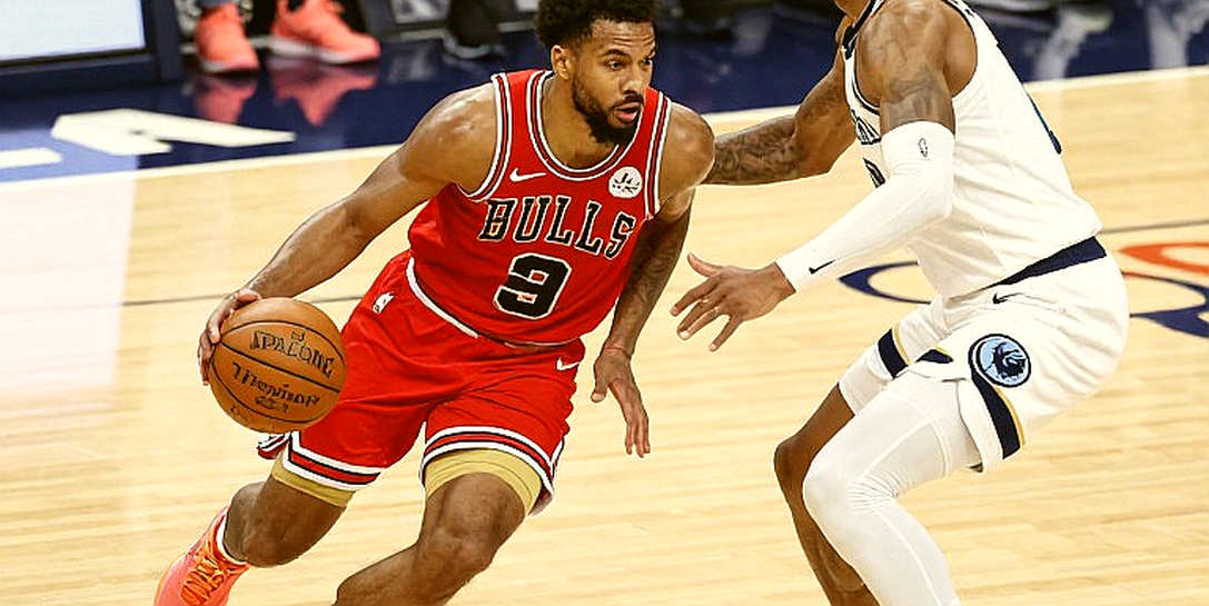 Khi bảng dữ liệu trống: kỷ luật khó nhất của một phòng điều hành NBA