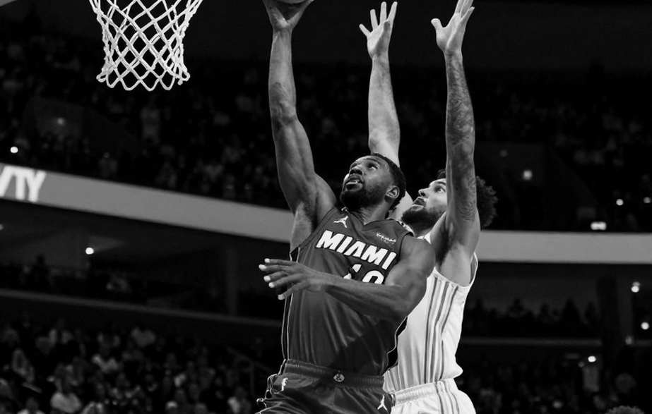 Bryant Dunston Returns to Olympiacos: One-Year Deal and Three Data Gaps Bryant Dunston Returns to Olympiacos: One-Year Deal and Three Data Gaps