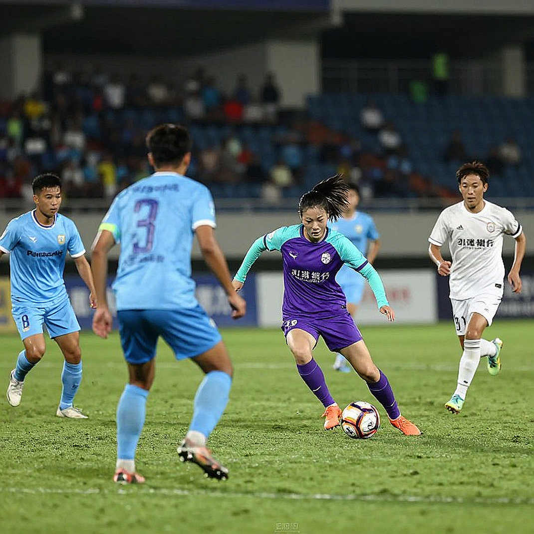 The Lesson of an Empty Deconstruction: When the V.League Transfer Market Is Analysed With Data That Does Not Exist The Lesson of an Empty Deconstruction: When the V.League Transfer Market Is Analysed With Data That Does Not Exist
