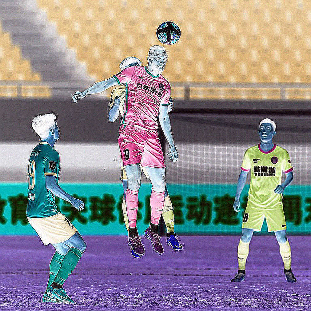 Thailand 2-0 Vietnam at the FIFA ASEAN Cup: The Low Block, Yooyen's Moment, and the Price of Possession Thailand 2-0 Vietnam at the FIFA ASEAN Cup: The Low Block, Yooyen's Moment, and the Price of Possession