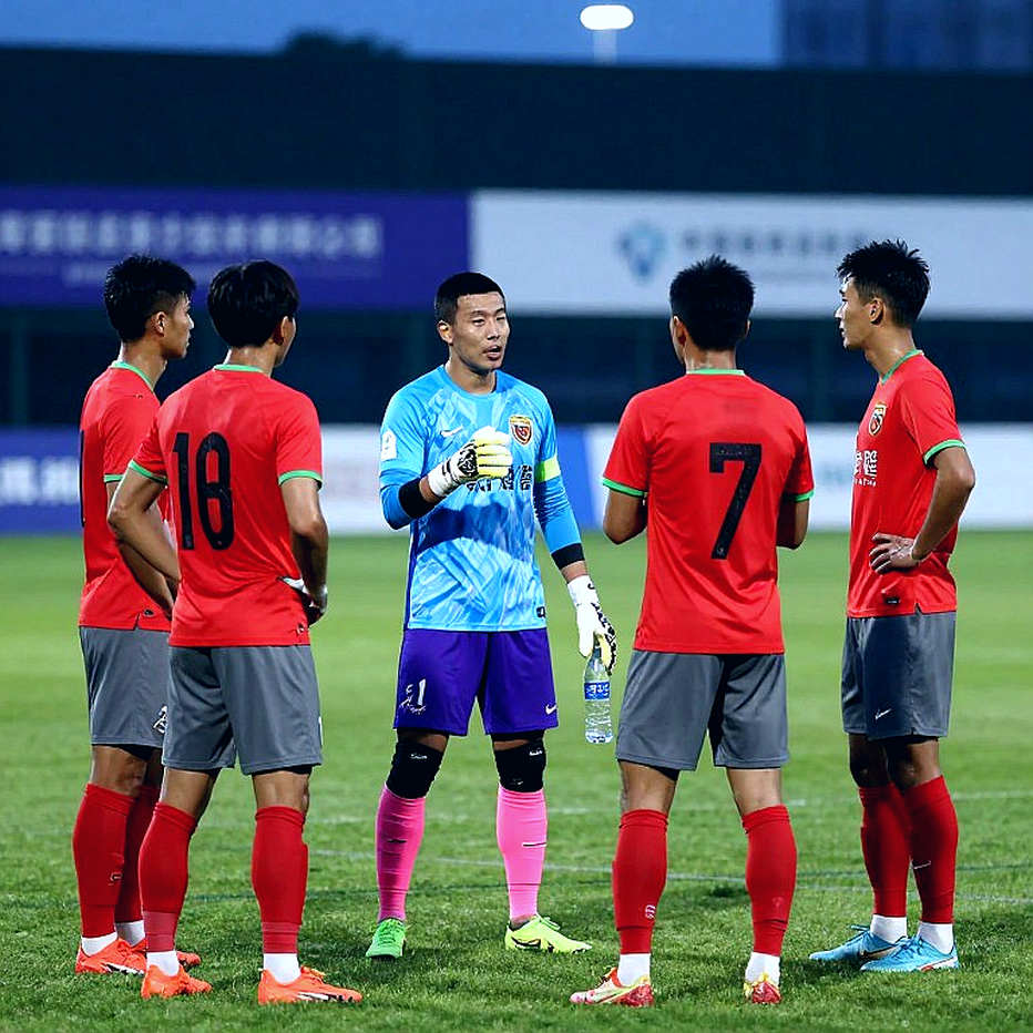 The Data Trap: When Vietnamese Football Media Operates Without Statistical Foundations The Data Trap: When Vietnamese Football Media Operates Without Statistical Foundations