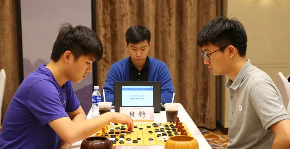 Astralis và Courtois: Khoản cứu trợ được đóng gói thành bản hợp đồng ngôi sao