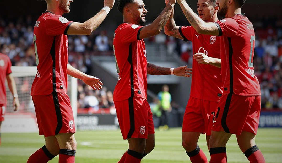 U17 Việt Nam bước vào chu kỳ huấn luyện ba chặng: 29 cái tên và bài toán thực tế ở bảng G U17 Việt Nam bước vào chu kỳ huấn luyện ba chặng: 29 cái tên và bài toán thực tế ở bảng G